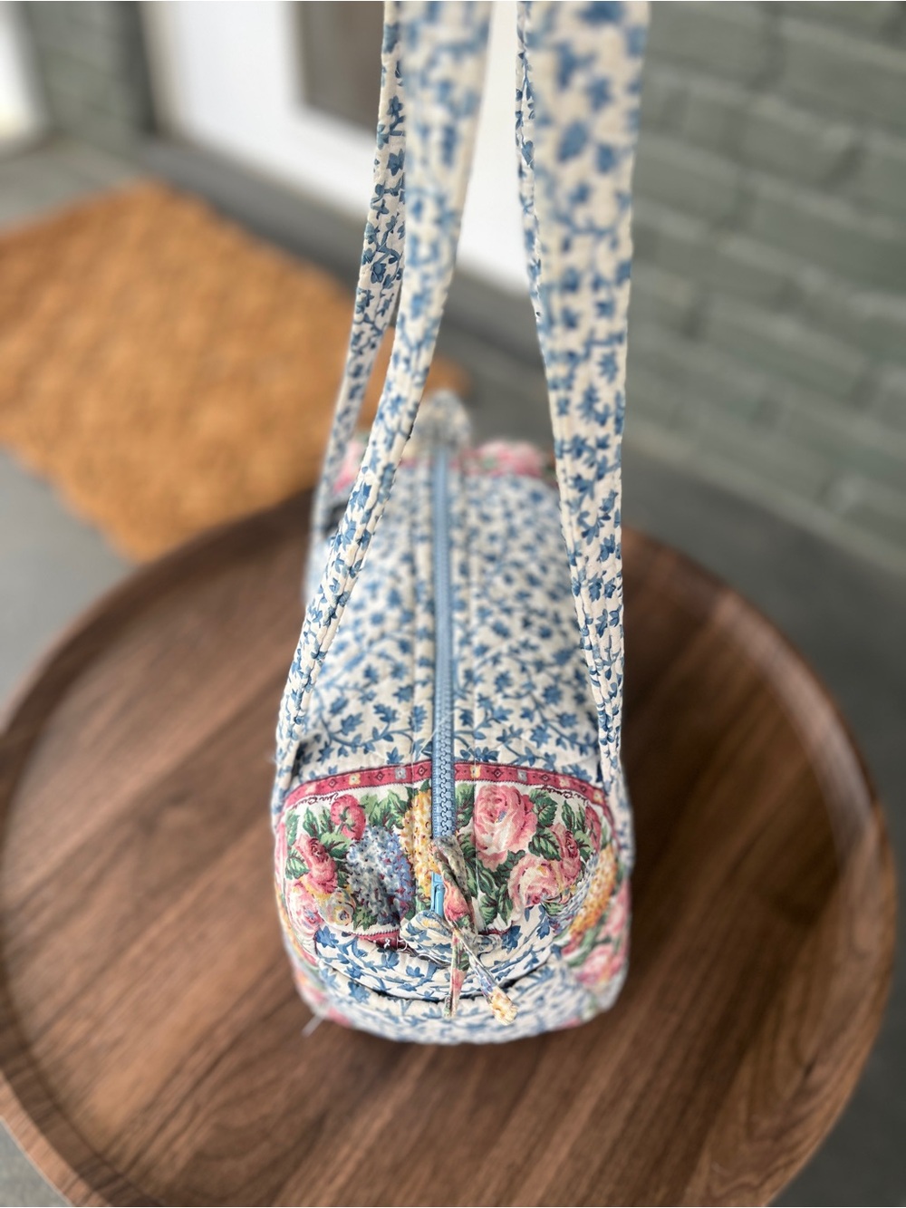 Vera Bradley Delft 100 handbag - Picture 8 of 13